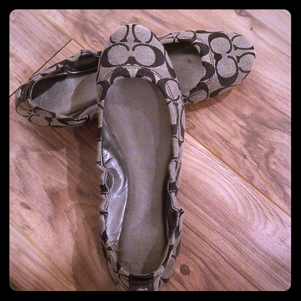 Coach Flats